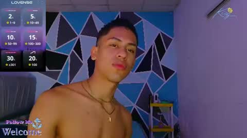 Snapshot of jacob_wolf_xxx chatting on July 17, 2:18 am jacob online show from July 17, 2:18 am