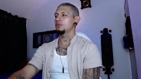 Michael Caicedo online show from February 15, 3:52 am