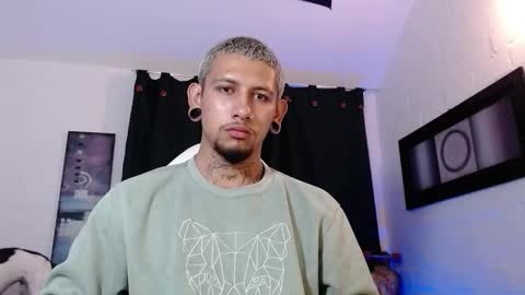 Michael Caicedo online show from February 20, 5:23 am