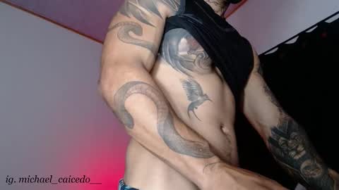 Michael Caicedo online show from September 19, 3:19 am