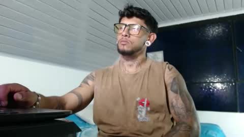 Michael Caicedo online show from March 20, 5:01 am