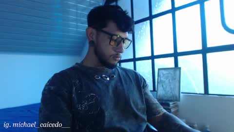 Snapshot of jacob_zane1 chatting on May 28, 7:44 pm Michael Caicedo online show from May 28, 7:44 pm