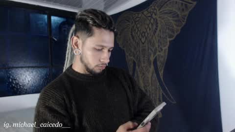 Michael Caicedo online show from June 26, 3:00 am
