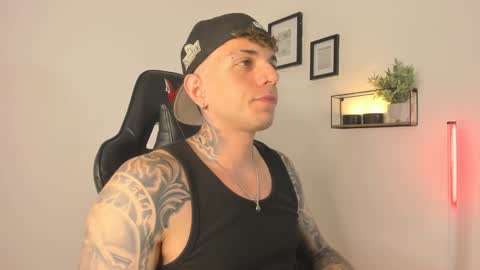 jacobb116 online show from December 9, 1:07 am