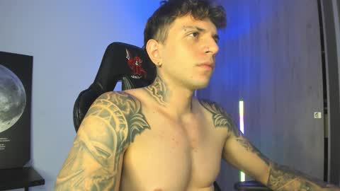 jacobb116 online show from September 10, 12:10 am