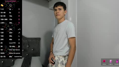 Jacob Lee online show from December 10, 8:49 pm