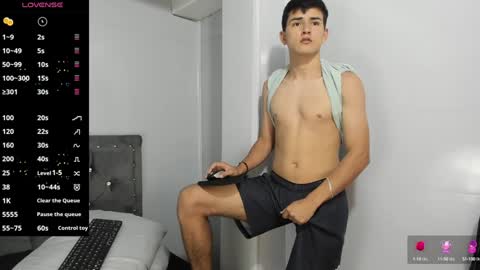 Jacob Lee online show from December 13, 1:37 am