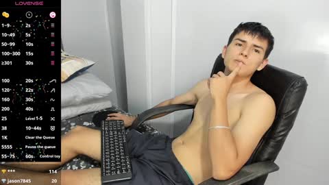 Jacob Lee online show from December 17, 1:18 am