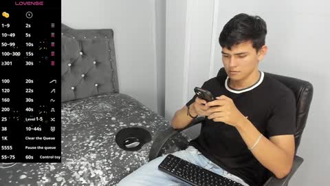 Jacob Lee online show from December 20, 7:39 pm