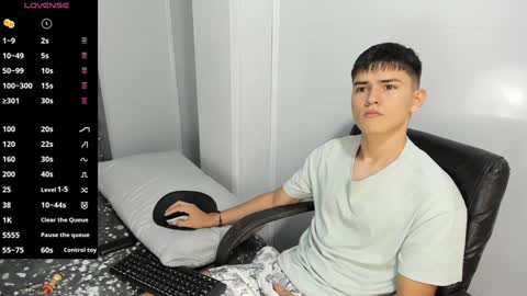 Jacob Lee online show from December 28, 6:40 pm