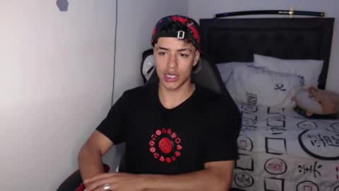 Jacobbakerr online show from April 1, 12:39 pm