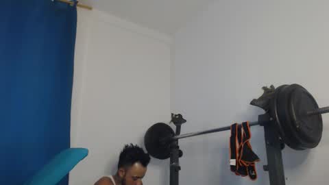 Snapshot of jacobjamess chatting on December 4, 12:14 pm jacobjamess online show from December 4, 12:14 pm