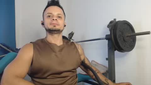 Snapshot of jacobjamess chatting on December 28, 3:04 pm jacobjamess online show from December 28, 3:04 pm