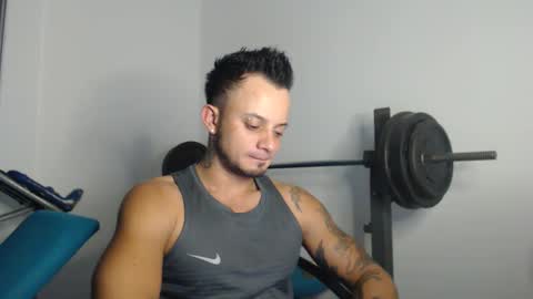 Snapshot of jacobjamess chatting on January 11, 3:13 am jacobjamess online show from January 11, 3:13 am