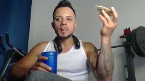 Snapshot of jacobjamess chatting on January 29, 2:30 am jacobjamess online show from January 29, 2:30 am