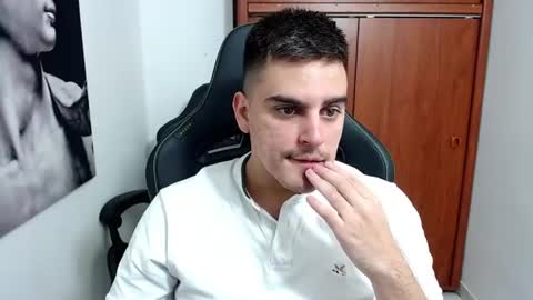 Snapshot of jacobjobs1 chatting on June 11, 6:50 pm jacobjobs1 online show from June 11, 6:50 pm