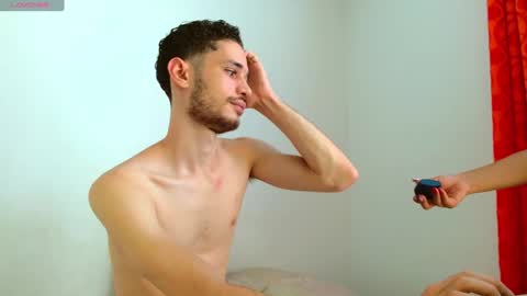 Snapshot of jacobmurphy2103 chatting on December 18, 6:25 pm JACOB ROBIN online show from December 18, 6:25 pm