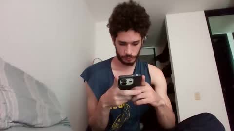 Snapshot of jacobmurphy2103 chatting on December 1, 2:55 pm JACOB ROBIN online show from December 1, 2:55 pm