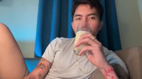 Snapshot of jacobthebezt chatting on March 9, 6:34 pm Jacob online show from March 9, 6:34 pm