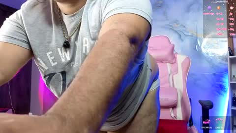 daddy sir master bear online show from April 18, 6:12 pm