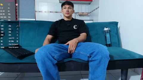 jacobo online show from July 18, 2:10 pm
