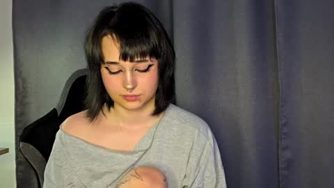 Sofia online show from April 8, 7:58 pm