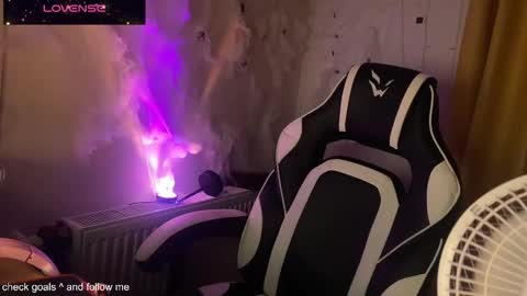 jacywinslat online show from October 31, 9:16 pm