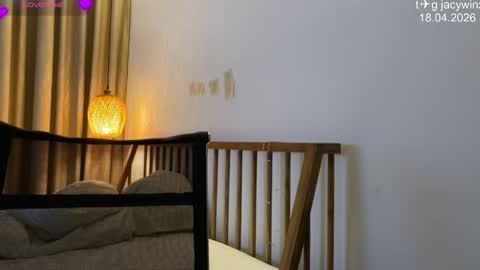 jacywinslat online show from April 19, 11:42 am