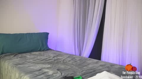 Snapshot of jada_valentine chatting on October 11, 8:57 am Jada online show from October 11, 8:57 am