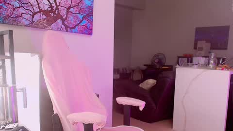 Snapshot of jade49 chatting on November 17, 12:38 am Jade49 online show from November 17, 12:38 am