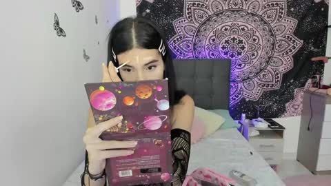 Snapshot of jade__weed chatting on January 26, 10:35 pm   online show from January 26, 10:35 pm