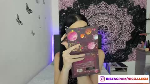 Snapshot of jade__weed chatting on January 27, 10:49 pm   online show from January 27, 10:49 pm