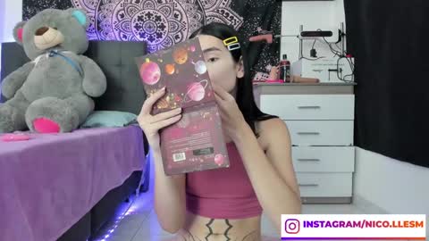 Snapshot of jade__weed chatting on February 2, 11:00 pm   online show from February 2, 11:00 pm