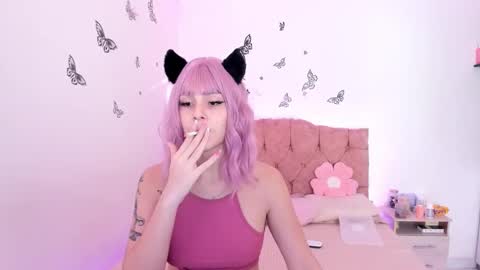 Snapshot of jade__weed chatting on October 27, 11:09 pm online show from October 27, 11:09 pm