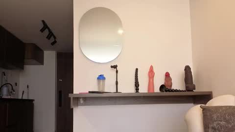 Jade online show from November 21, 2:27 pm