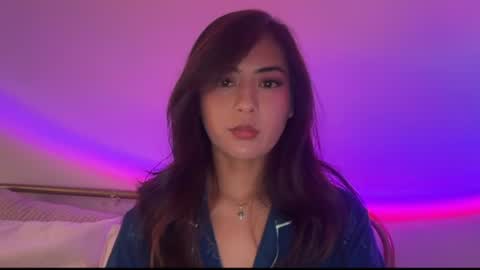Snapshot of jade_auraa chatting on August 5, 4:26 am jade auraa online show from August 5, 4:26 am