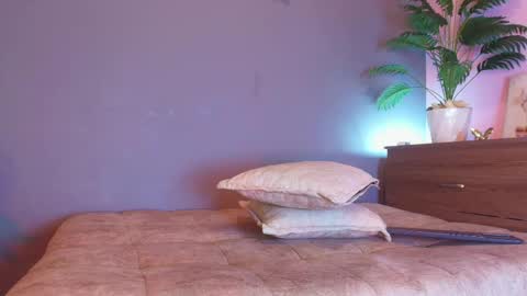  Jade Brunete  online show from April 13, 8:58 pm