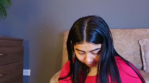 Snapshot of jade_brunnette chatting on May 24, 8:14 pm Jade Brunete online show from May 24, 8:14 pm