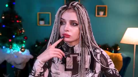 jade_castle online show from December 19, 3:18 am