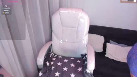 Snapshot of jade_connor chatting on March 6, 9:22 pm jade_connor online show from March 6, 9:22 pm