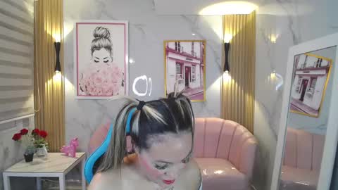 Snapshot of jade_jones_a chatting on October 3, 4:09 am Jade online show from October 3, 4:09 am