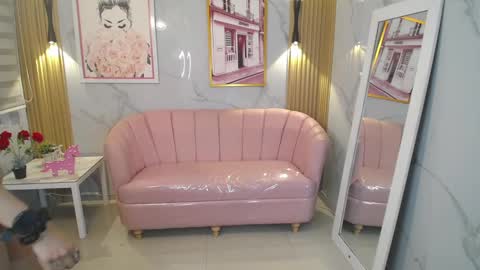 Snapshot of jade_jones_a chatting on October 16, 4:13 am Jade online show from October 16, 4:13 am