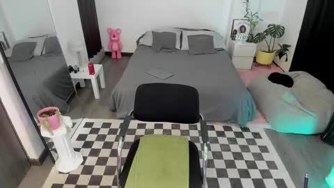 Jade  independent model online show from February 12, 12:22 pm