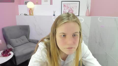 Jade online show from February 20, 3:34 am