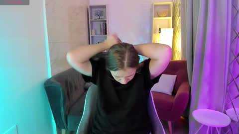 Jade online show from November 15, 8:49 pm