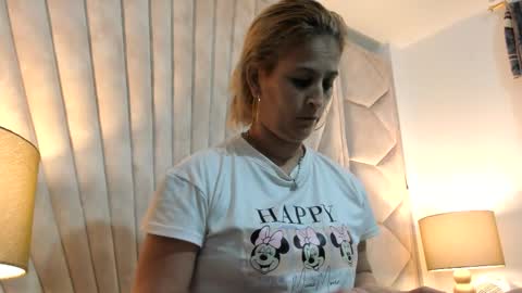 Jade  online show from November 10, 11:42 am