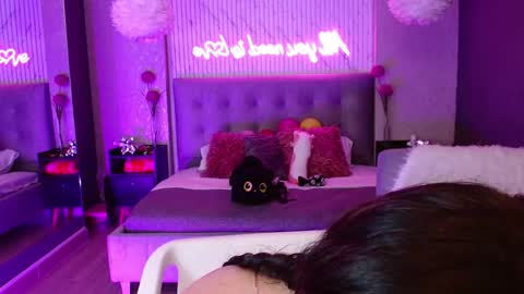 JADE online show from February 28, 8:54 pm