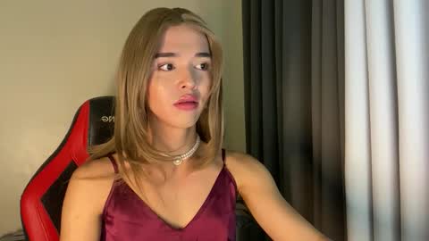 Snapshot of jade_the_vergin02 chatting on January 17, 7:39 pm Adriana online show from January 17, 7:39 pm