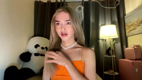 Snapshot of jade_the_vergin02 chatting on February 1, 6:39 pm Adriana online show from February 1, 6:39 pm