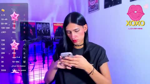 Snapshot of jadebenett chatting on February 19, 6:11 am Jade Benett online show from February 19, 6:11 am